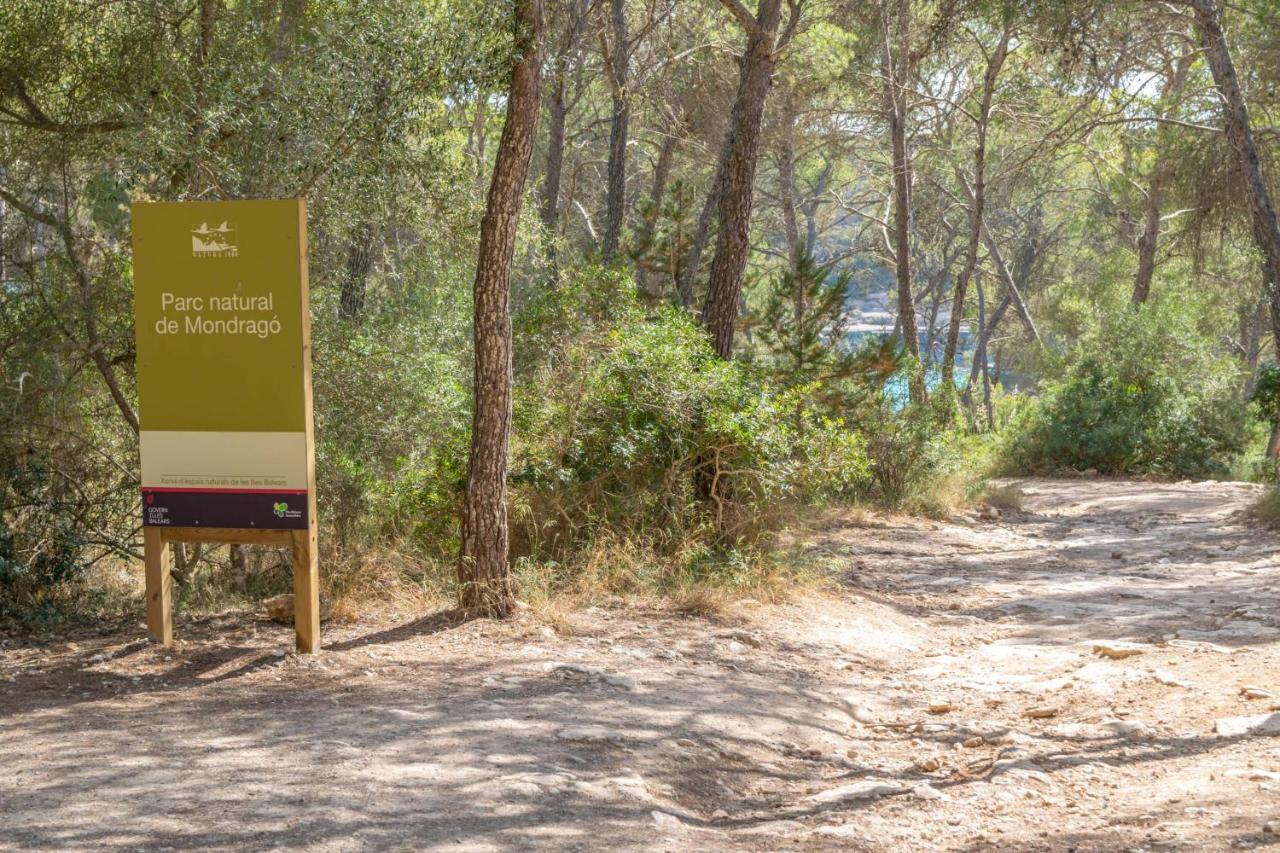Barca Trencada Cala Mondrago (Mallorca)